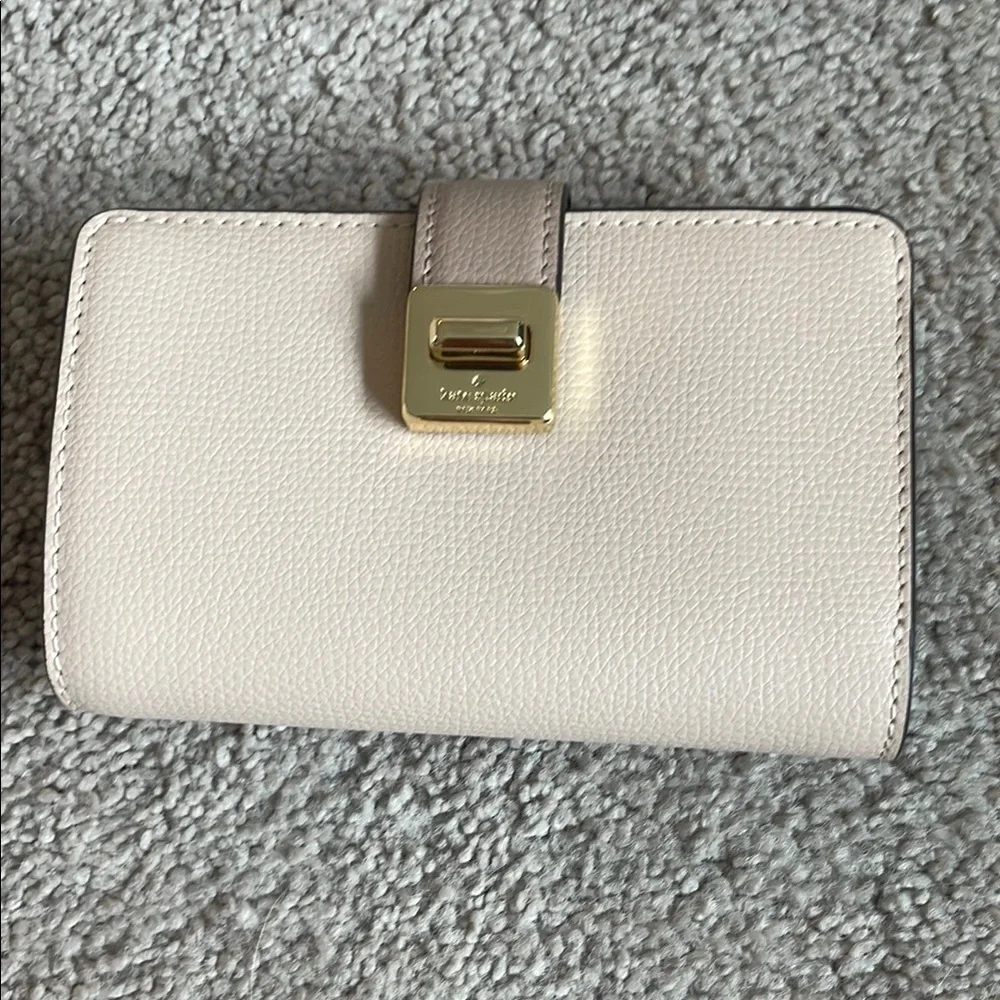 Kate Spade Light Beige Wallet